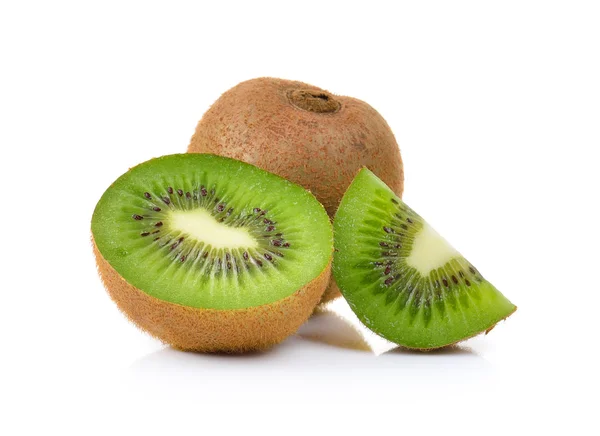 Kiwi fruits sur fond blanc — Photo