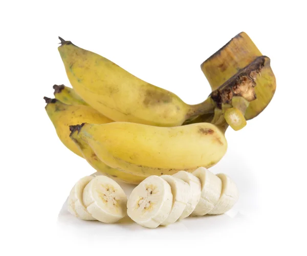 Pěstované banány izolované na bílém pozadí — Stock fotografie