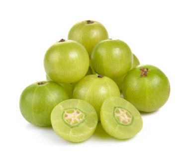 Beyaz arka planda Hint bektaşi üzümü