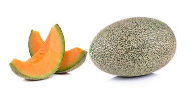 beyaz arkaplanda kavun