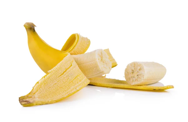 Bananen auf weißem Hintergrund — Stockfoto