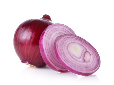 Beyaz arkaplanda soğan