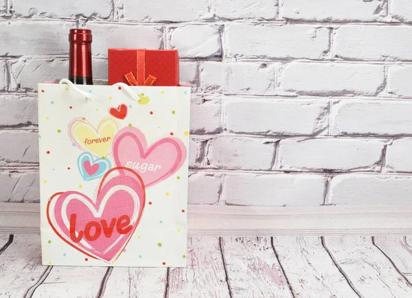 Paper Bag Drawn Hearts Which Bottle Wine Gift Box Protrude — Stock Photo, Image