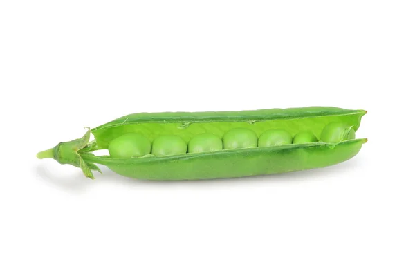 绿豆的豆荚微微张开 里面一排排放着几颗成熟的青豆 因白人背景而被隔离 — 图库照片