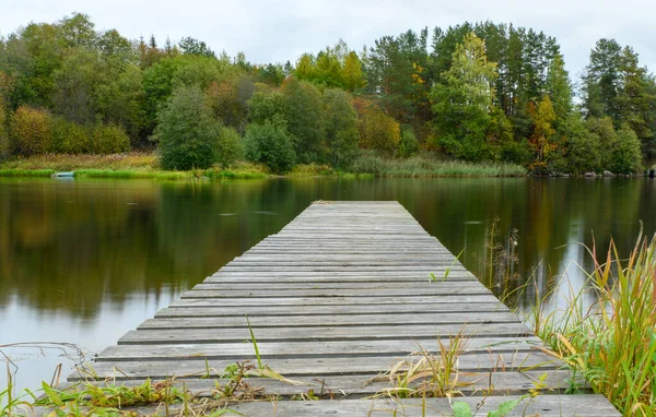 Une Longue Jetée Bois Entre Dans Lac Autre Côté Des — Photo