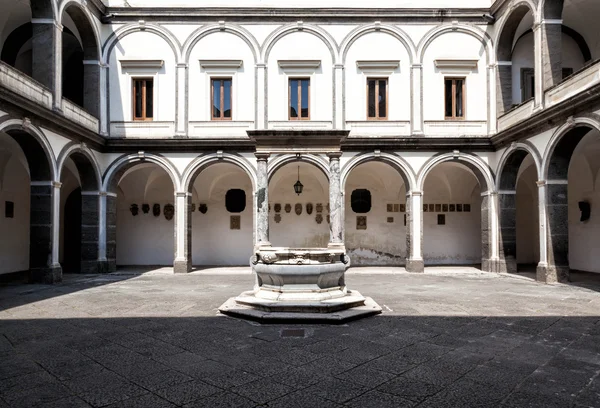 Saint martino küçük cloister Certosa — Stok fotoğraf