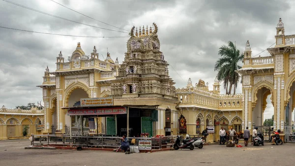 Centrum Mysore Znajduje Się Wspaniały Pałac Mysore Który Służył Jako — Zdjęcie stockowe