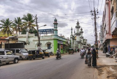 Mysore, Hindistan 'ın Karnataka eyaletinde yer alan bir şehirdir. Hindistan 'ın Karnataka eyaletinin üçüncü büyük şehridir.