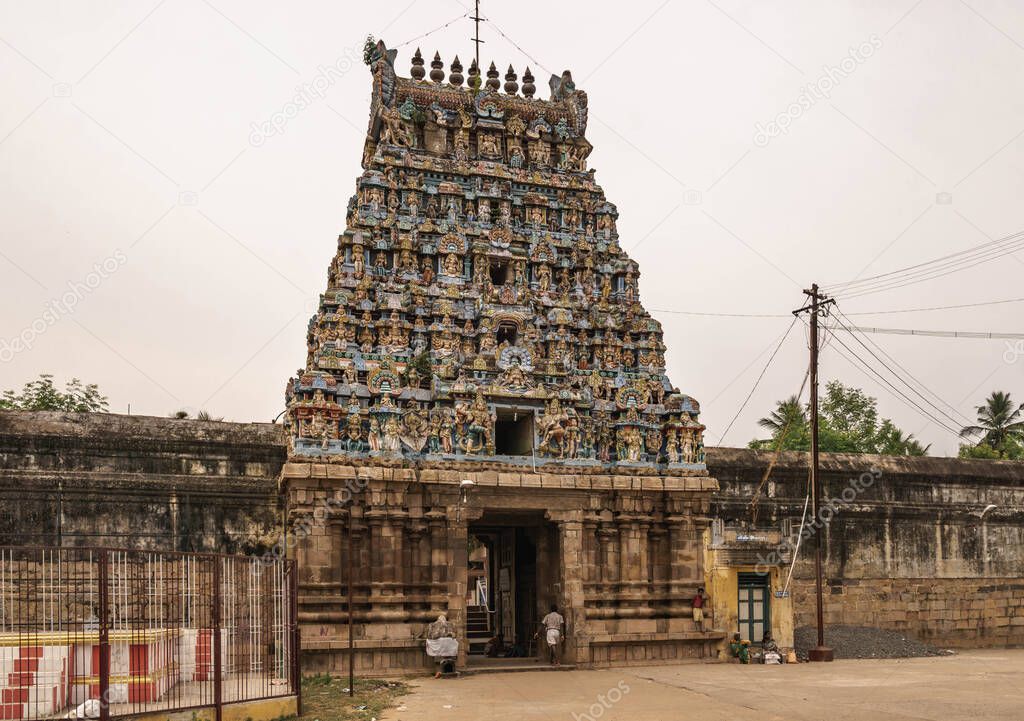 Mahalingeshwaraswamy Temple, Tiruvidaymarudur - Hindu temple dedicated to the deity Shiva located in Tiruvidaimarutur, a village in the southern Indian state of Tamil Nadu