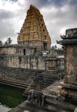 Belur 'daki Chennakeshava Tapınağı, 12. yüzyıl Hindu tapınağı. Karnataka. Hindistan.