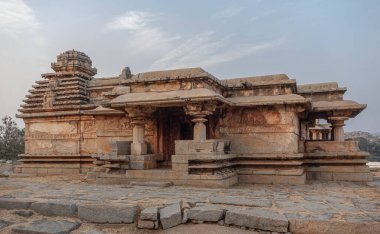 Hampi - Hindistan 'ın kalbinde büyük bir imparatorluğun kalıntıları.