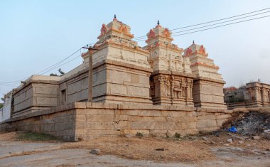 Hampi - Hindistan 'ın kalbinde büyük bir imparatorluğun kalıntıları.