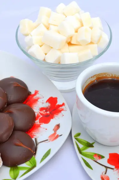 Buenos días, desayuno - galletas, dulces y café — Foto de Stock