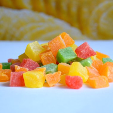 şekerlenmiş ananas