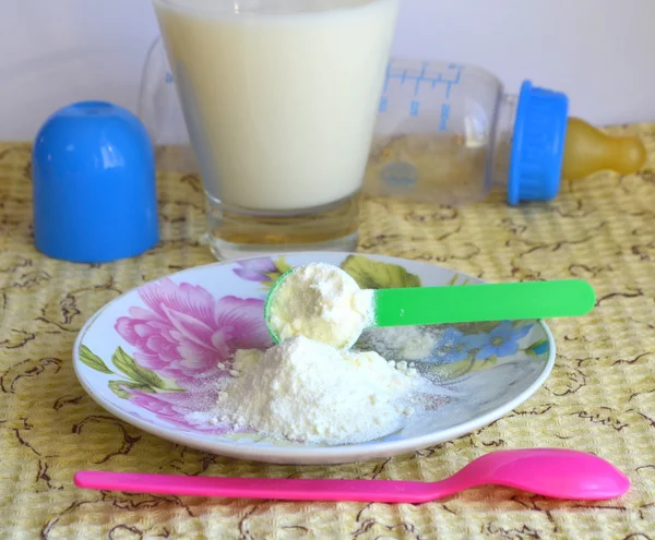 Dry baby food — Stock Photo, Image