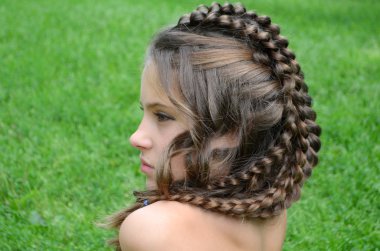 yaratıcı saç modeli