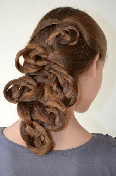 Penteado com cabelo comprido — Fotografia de Stock