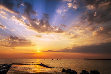 eforie sud, Köstence, Romanya, Karadeniz kıyısında güzel gündoğumu