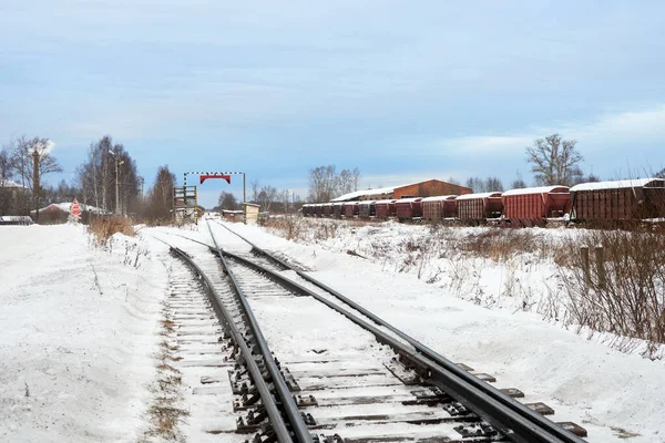 Järnvägsspår på vintern — Stockfoto