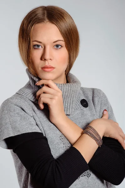 Hermoso retrato de mujer joven —  Fotos de Stock