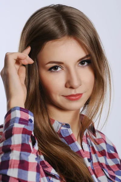 Beau portrait de jeune fille — Photo