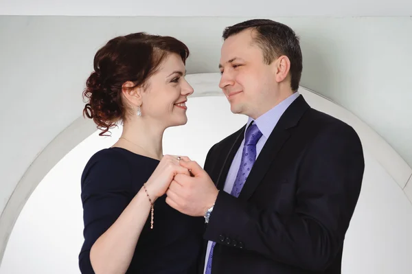 Embracing couple — Stock Photo, Image