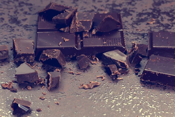 Chocolate escuro e grão de café — Fotografia de Stock