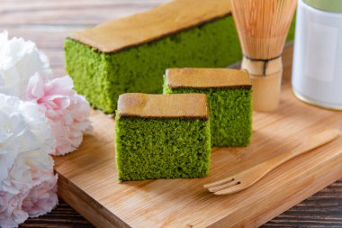 Matcha ve ballı kek, matcha castella keki, (Japon sünger keki))