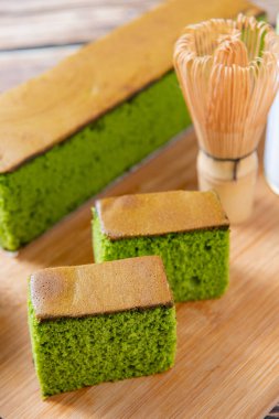 Matcha ve ballı kek, matcha castella keki, (Japon sünger keki))