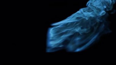 Mavi duman karesi maskeli 4K Pro Res içindeki VFX ögesini ortaya çıkardı