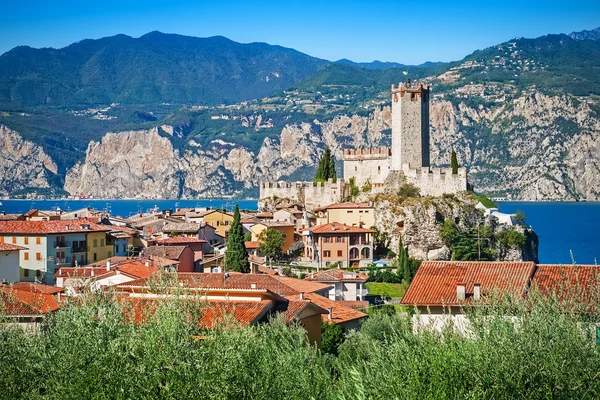 Malcesine på Gardasjön, Veneto, Italien — Stockfoto