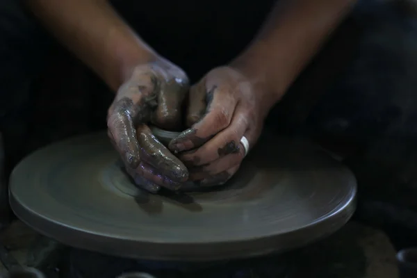 Hands Working Pottery Wheel — Stock Photo, Image