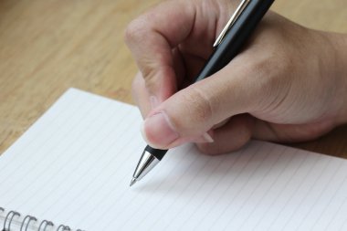 El yazısı kağıda, arkaplana