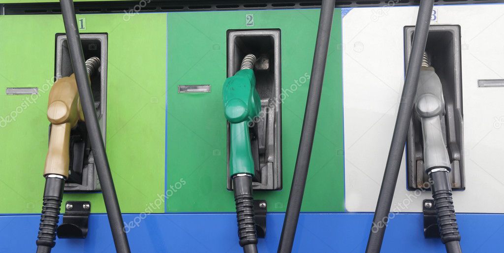 Fuel oil dispenser in gasoline station