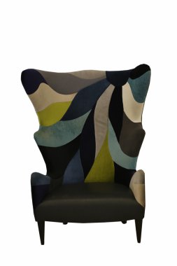 Beyaz renkli kumaş kanepe.