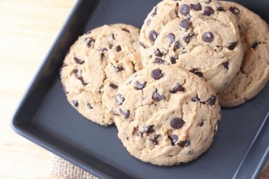 makro ev yapımı çikolatalı kurabiye.