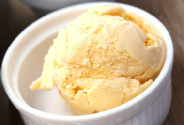 Vanilyalı dondurma.