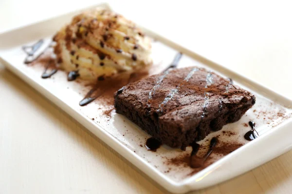 Brownies Whipped Cream Bakery — Stock Photo, Image