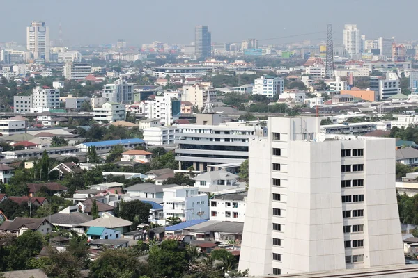 Vista del edificio alto en Bangkok, Tailandia —  Fotos de Stock