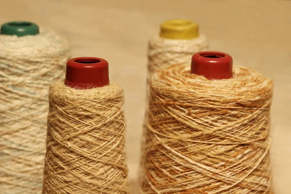 Close up brown raw thread — Stock Photo, Image