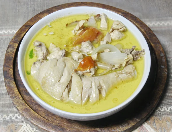 Pollo verde al curry, cocina tailandesa — Foto de Stock