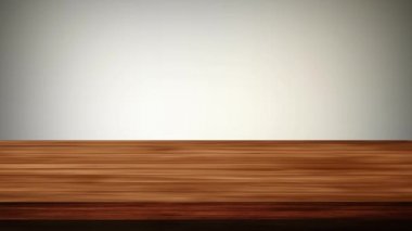 Açık gri arkaplanın önündeki boş tahta masa. Işık ve sızıntı etkisi. HD görüntüler