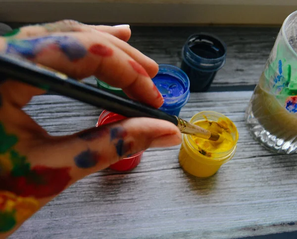 Woman Hand Which Smeared Gouache Holds Brushes Her Fingers — Stock Fotó