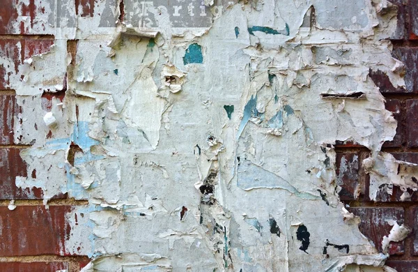 Абстрактные порванные плакаты — стоковое фото