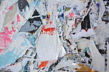 Posterler yırtık soyut