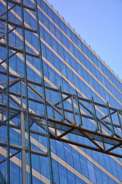 Glass facade of modern office building — Stock Photo, Image