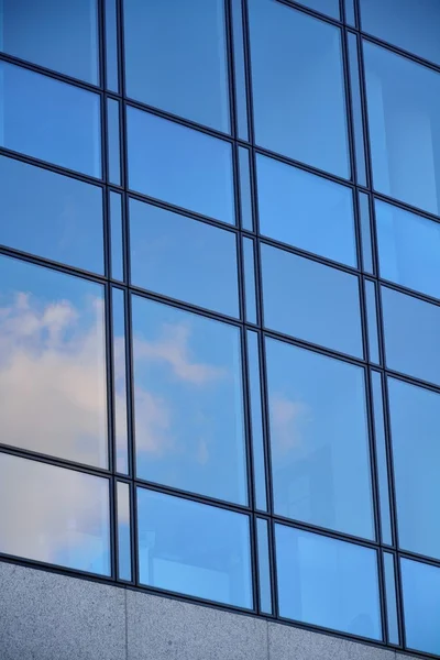 Glass facade of modern office building — Stock Photo, Image