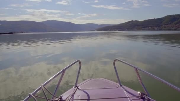 Barca Călătorie Dunăre Cheile Dunării România Vedere Din Barcă — Videoclip de stoc