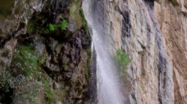 Yüksek uçurum şelalesi Vanturatoarea, Romanya