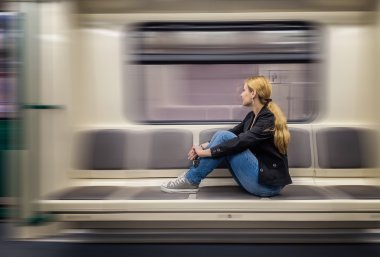 Yalnız metro